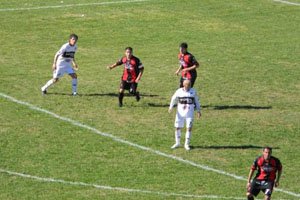 Platense 1 – DEFE 3: “Caballería Rusticana”