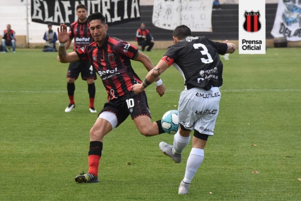 Gimnasia de Mnedoza 0 - Defe 0: Fecha 1 - 2019