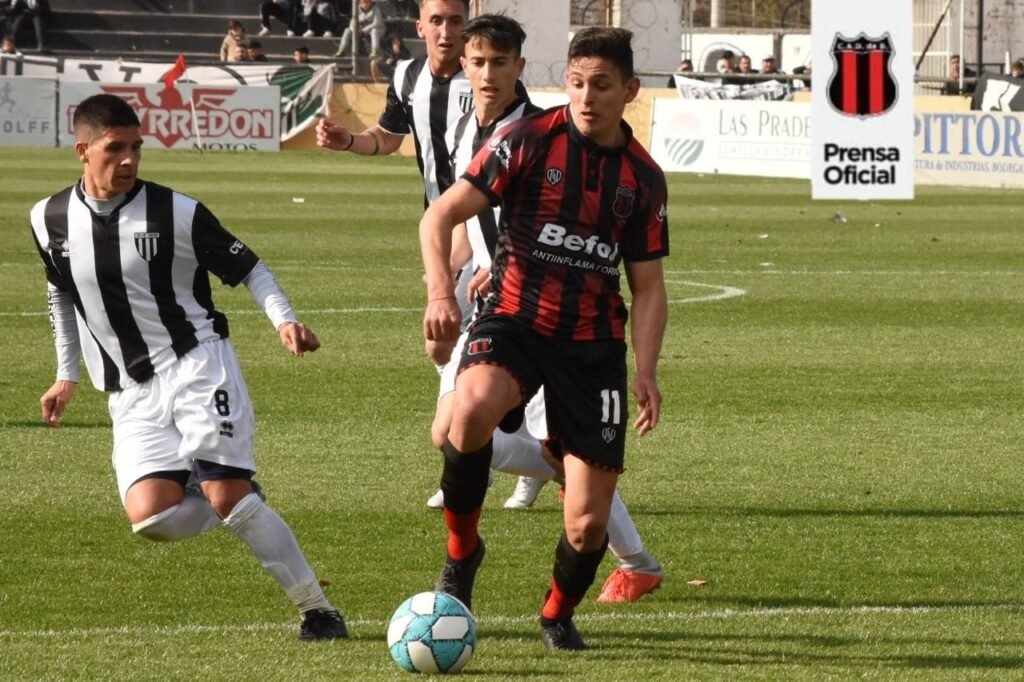 Gimnasia de Mnedoza 0 - Defe 0: Fecha 1 - 2019