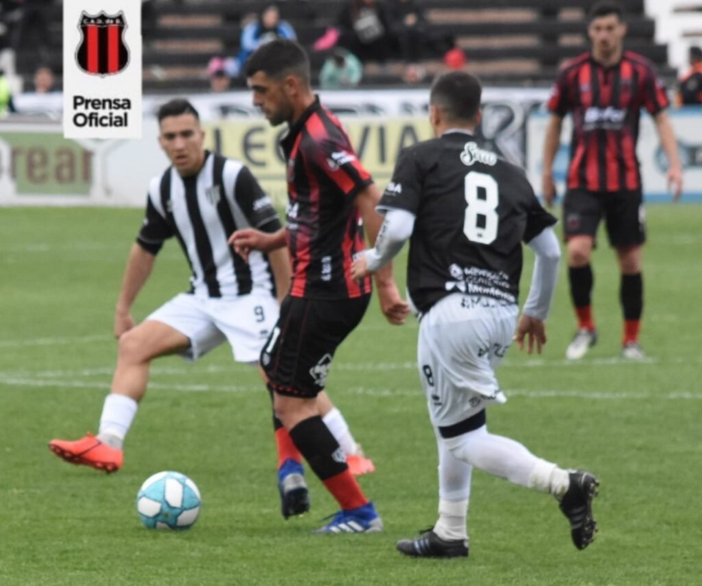 Gimnasia de Mnedoza 0 - Defe 0: Fecha 1 - 2019