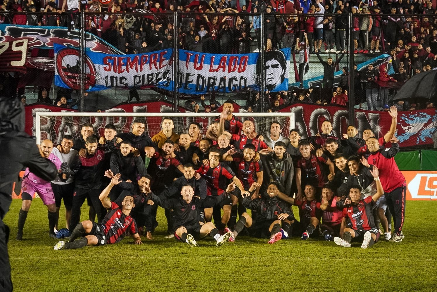 CEREMONIA TRIUNFAL SOBRE LA TEMPESTAD