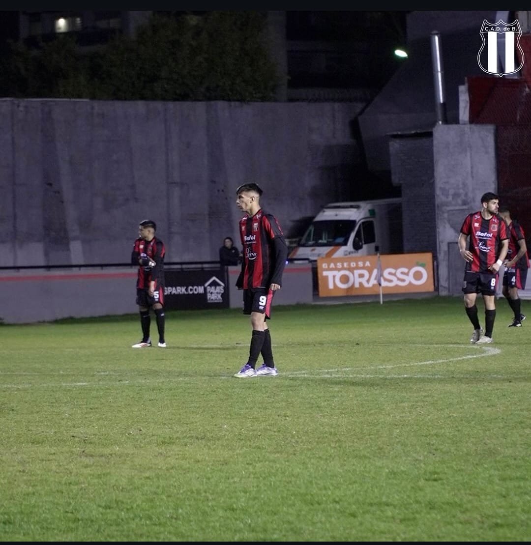 EMPATE ANTE EL GALLO