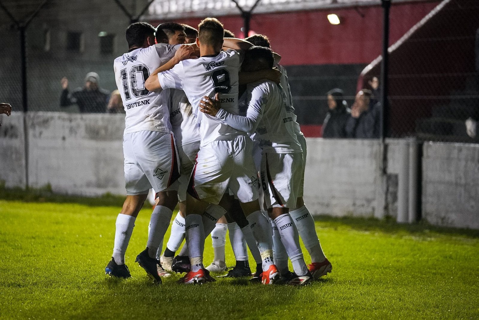 DEFE – ALMIRANTE BROWN: LA PREVIA